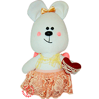 Flirt toy lady bear with red heart